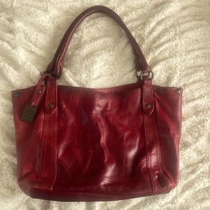 Frye Melissa Shoulder bag. Cranberry.